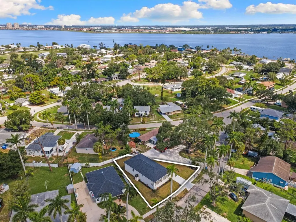 120 Brown Street Bradenton FL 34208