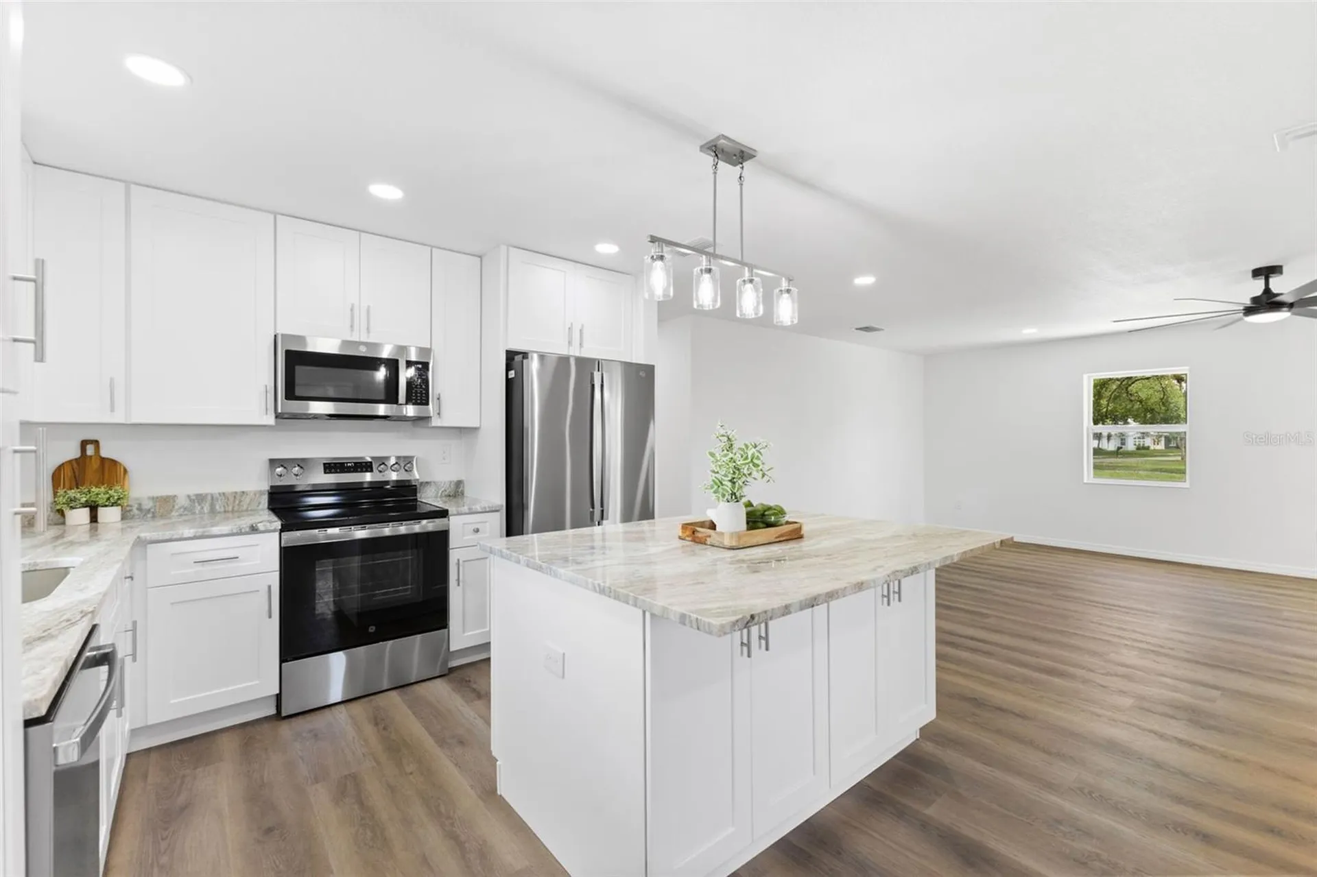120 Brown Street Bradenton FL 34208