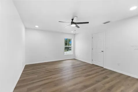 120 Brown Street Bradenton FL 34208