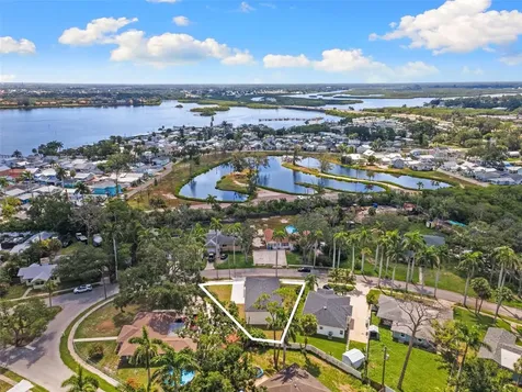 120 Brown Street Bradenton FL 34208