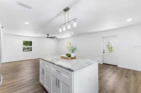 120 Brown Street Bradenton FL 34208