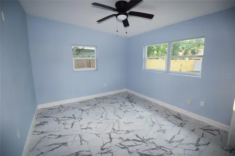 2637 Healy Drive Orlando FL 32818
