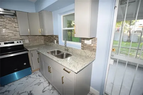 2637 Healy Drive Orlando FL 32818