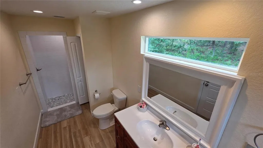 200 Hour Glass Circle Hawthorne FL 32640