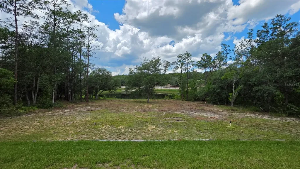 200 Hour Glass Circle Hawthorne FL 32640