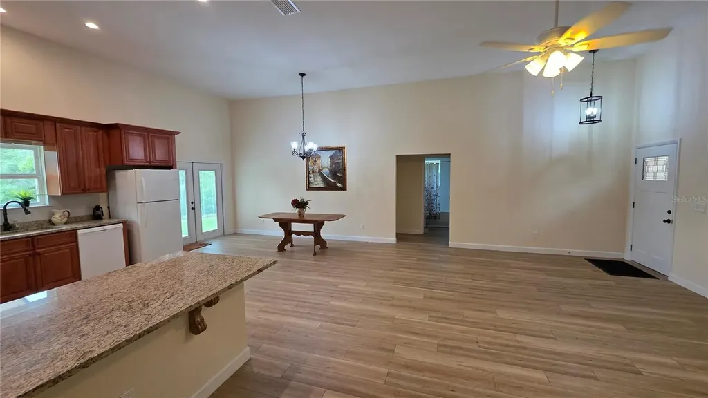 200 Hour Glass Circle Hawthorne FL 32640