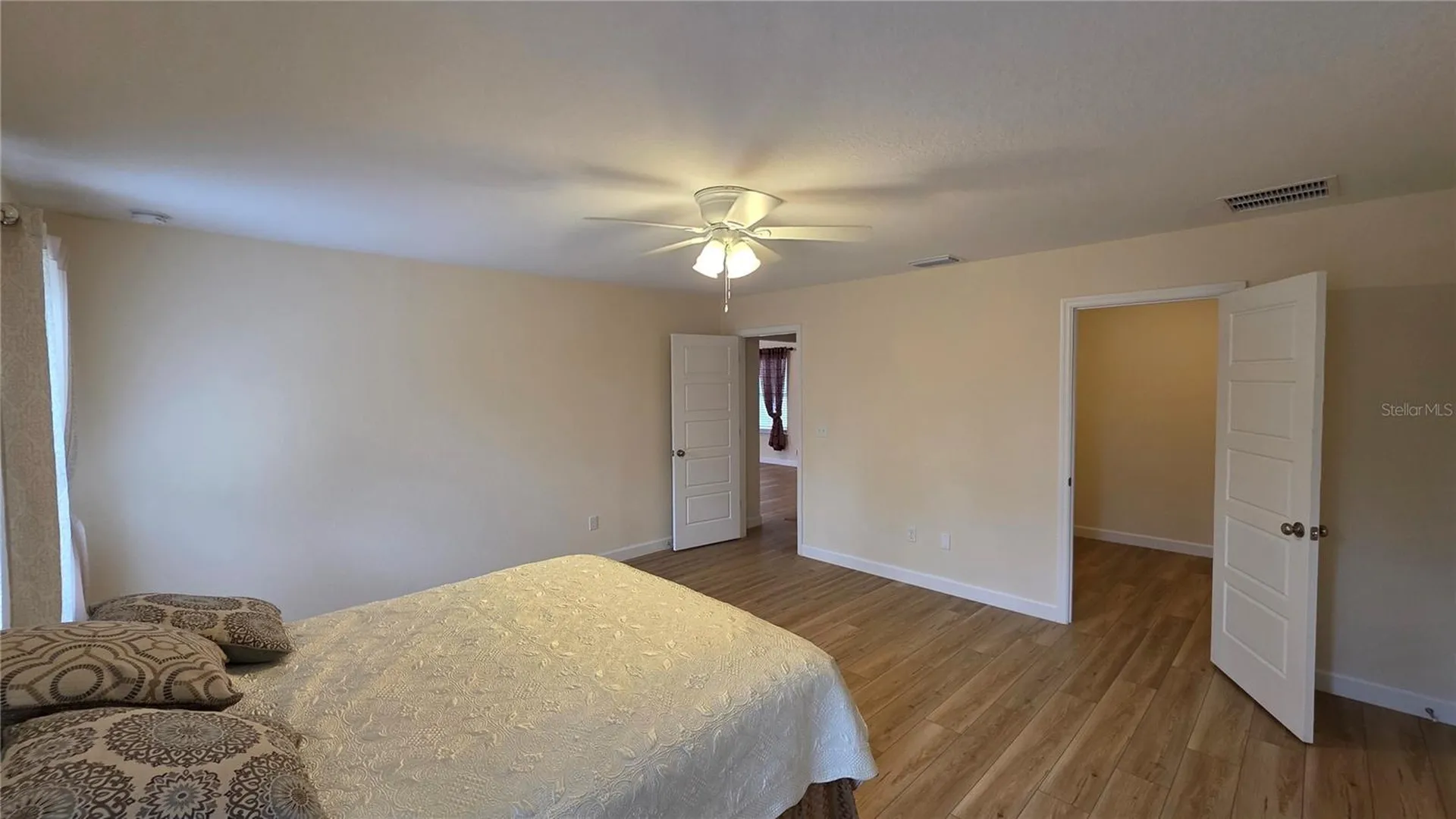 200 Hour Glass Circle Hawthorne FL 32640