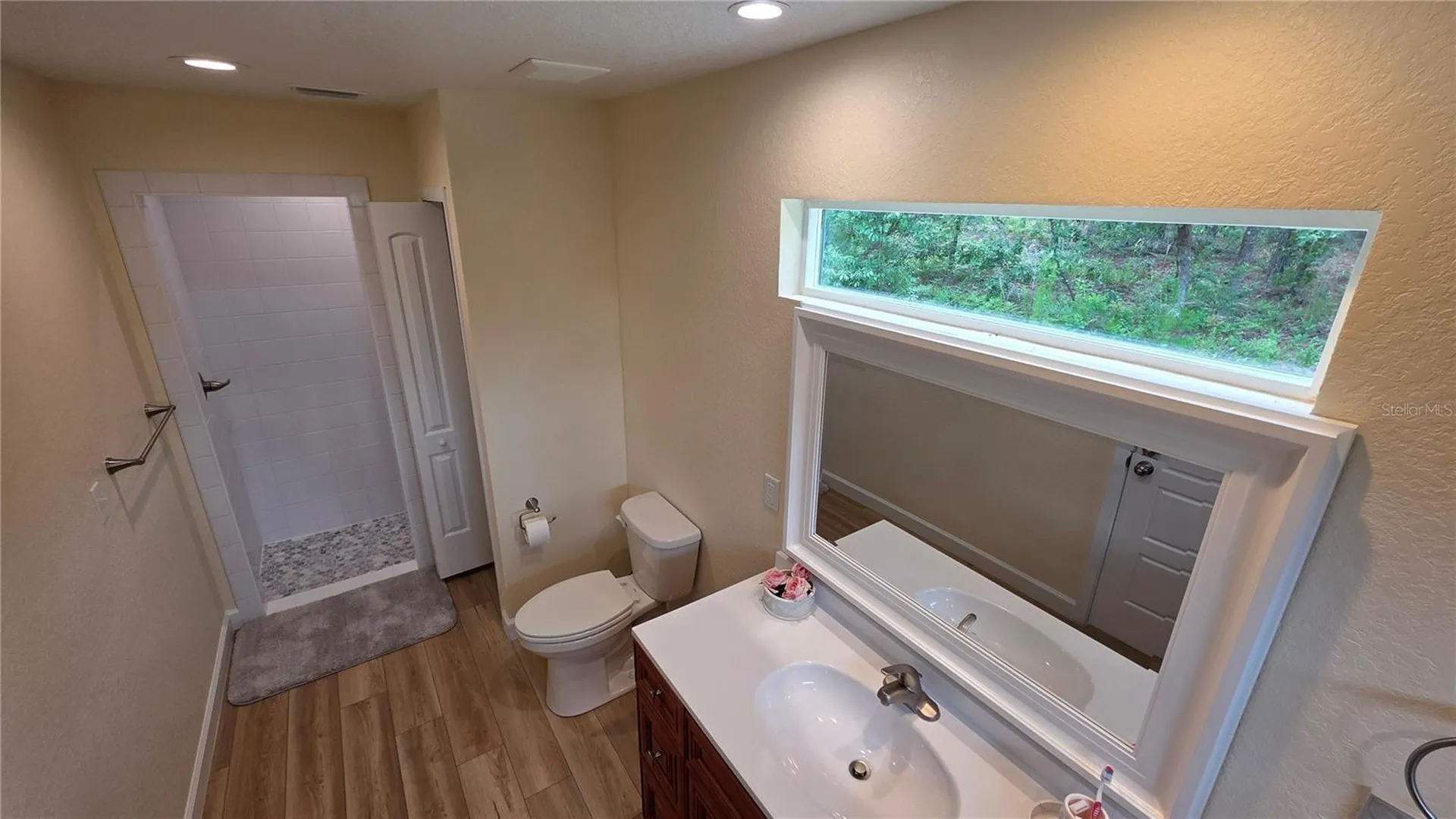 200 Hour Glass Circle Hawthorne FL 32640