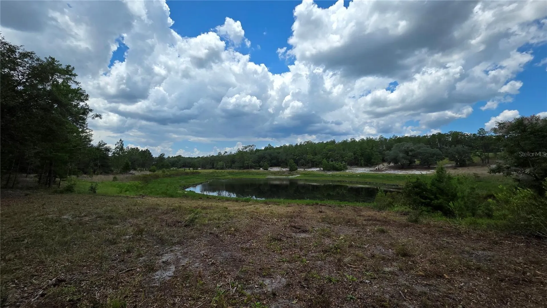 200 Hour Glass Circle Hawthorne FL 32640