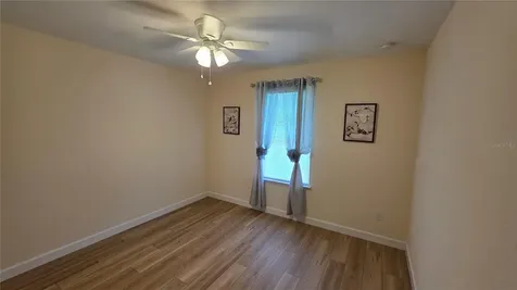 200 Hour Glass Circle Hawthorne FL 32640