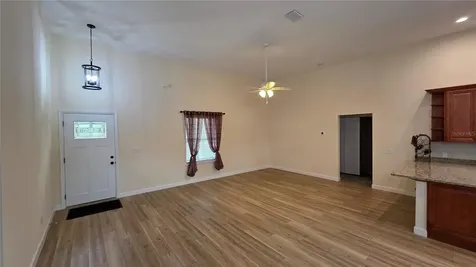 200 Hour Glass Circle Hawthorne FL 32640