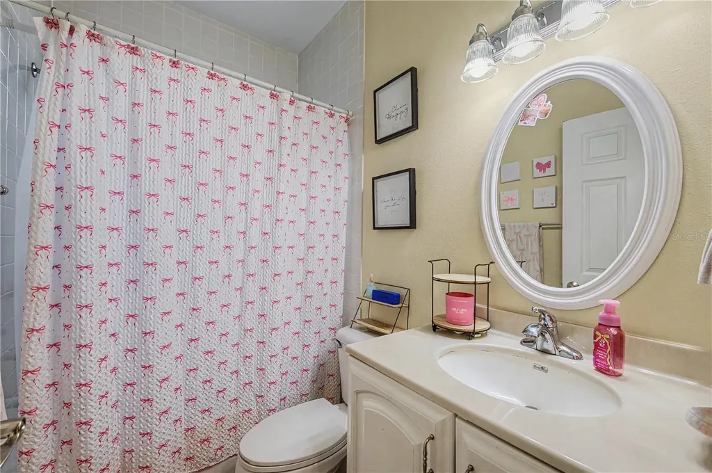 2216 Pinecrest Drive Lutz FL 33549