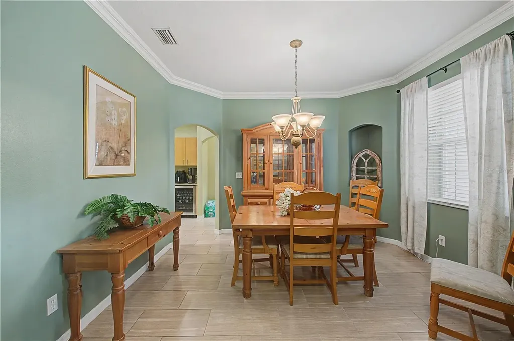 2216 Pinecrest Drive Lutz FL 33549