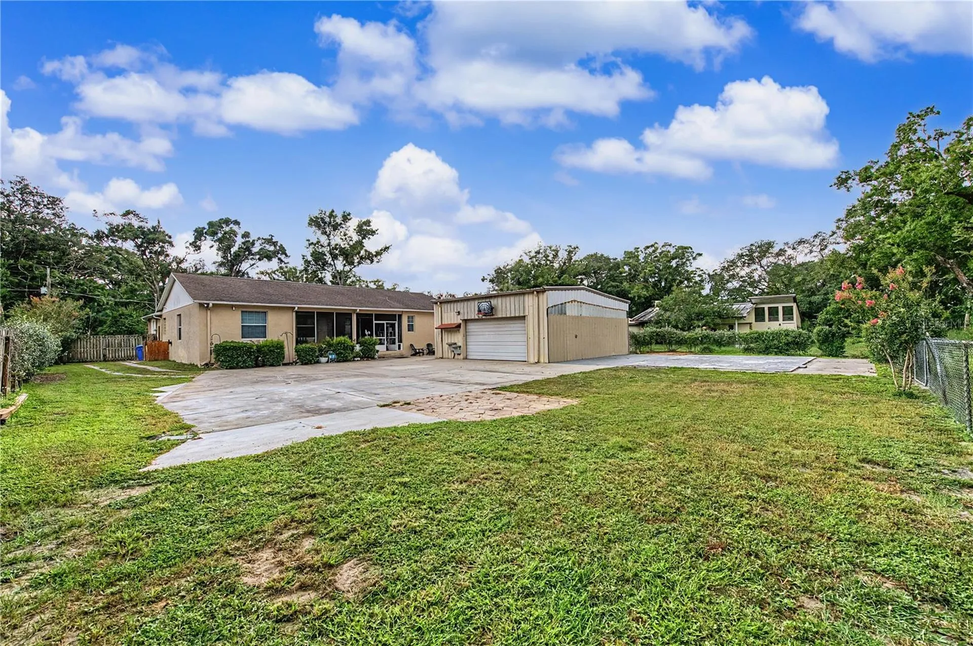 2216 Pinecrest Drive Lutz FL 33549