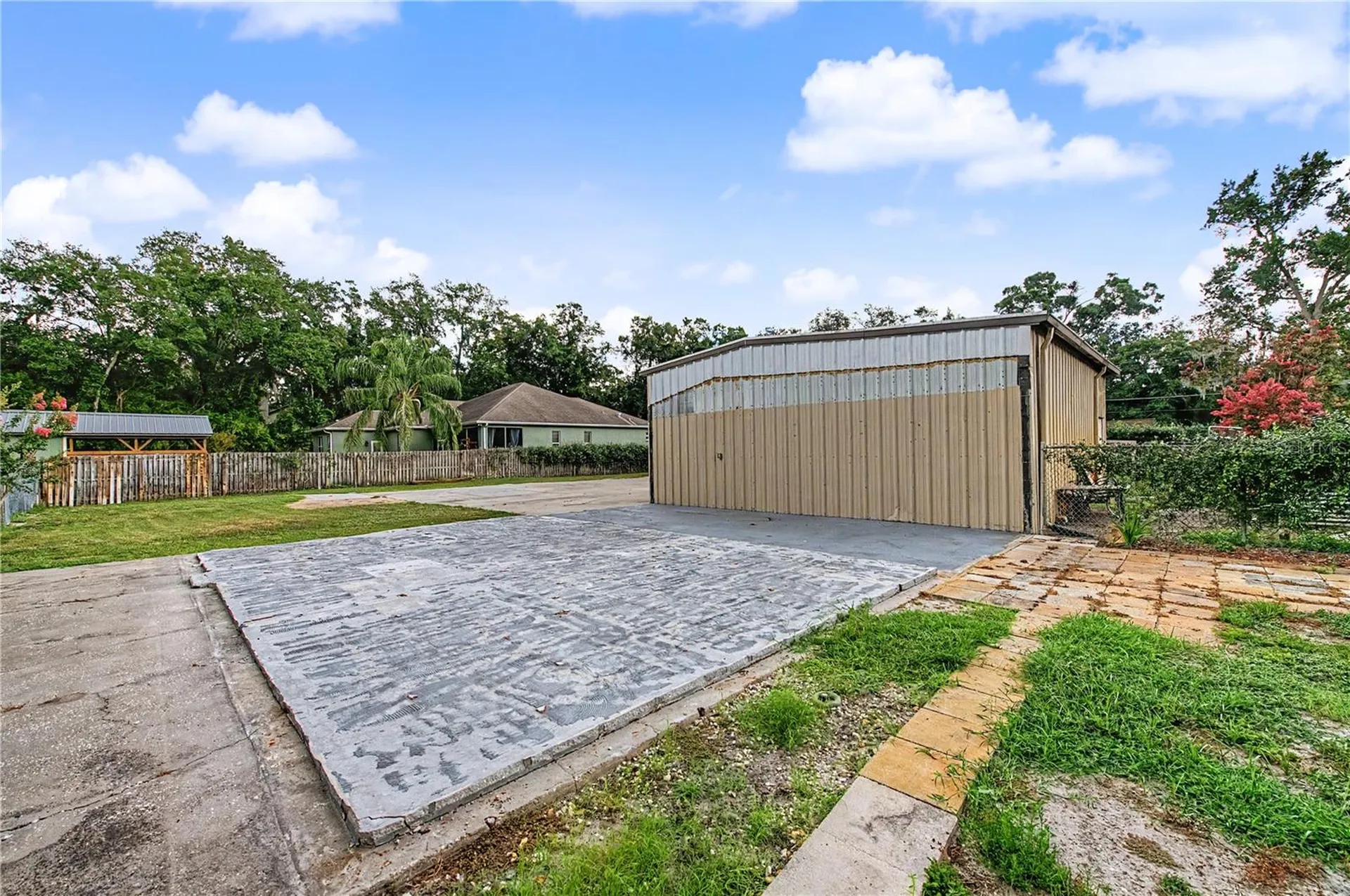 2216 Pinecrest Drive Lutz FL 33549
