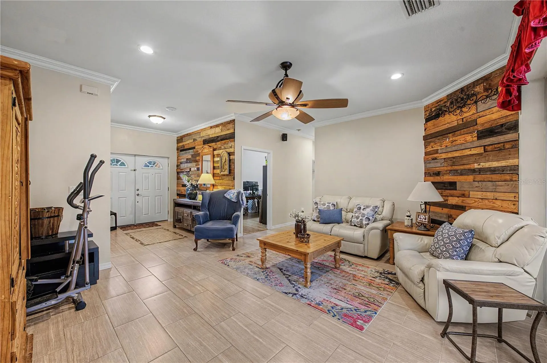 2216 Pinecrest Drive Lutz FL 33549