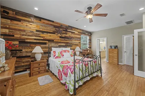 2216 Pinecrest Drive Lutz FL 33549