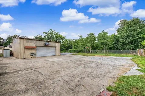 2216 Pinecrest Drive Lutz FL 33549