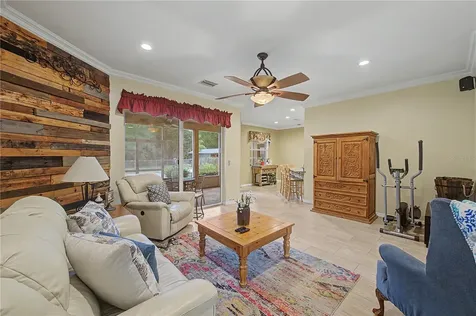 2216 Pinecrest Drive Lutz FL 33549