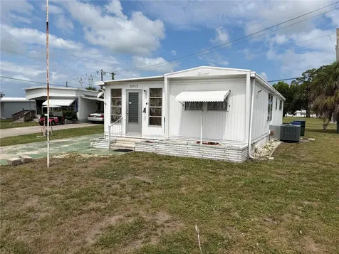 1717 Palm Springs Street Sarasota FL 34234