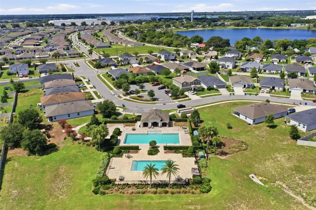 232 Lake Lucerne Way Winter Haven FL 33881