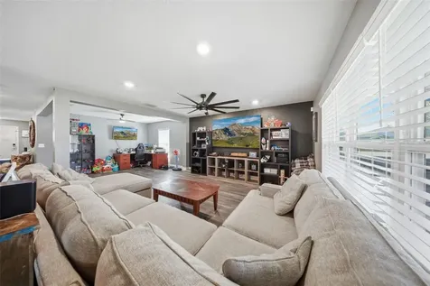 232 Lake Lucerne Way Winter Haven FL 33881