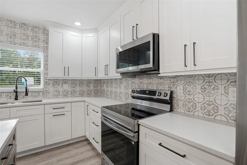 31848 Hedgerow Drive Wesley Chapel FL 33543