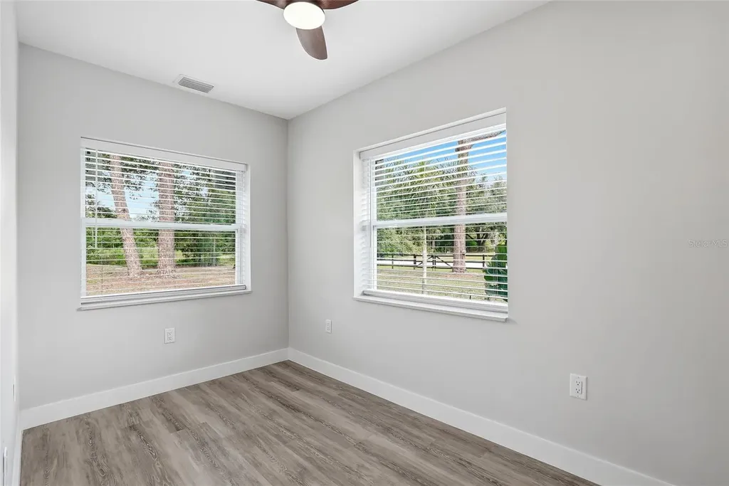 31848 Hedgerow Drive Wesley Chapel FL 33543