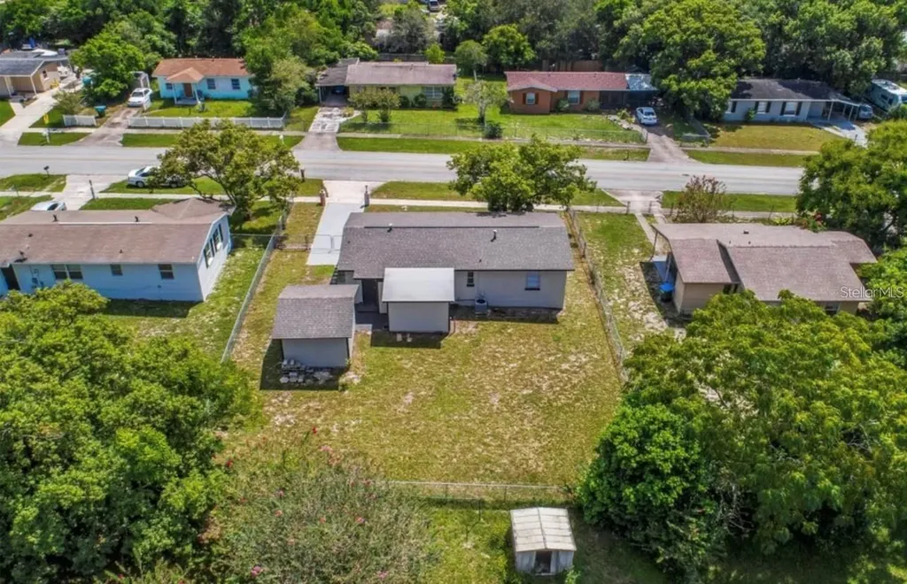 2450 Cardena Avenue Deltona FL 32738