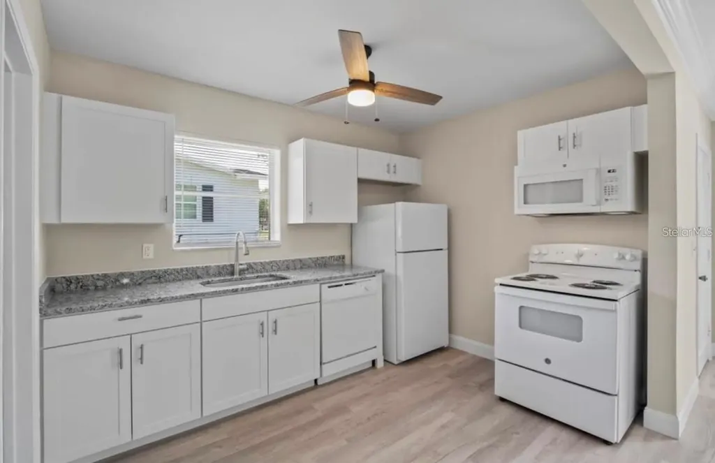 2450 Cardena Avenue Deltona FL 32738