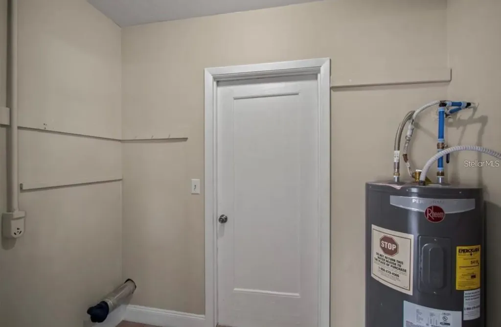2450 Cardena Avenue Deltona FL 32738
