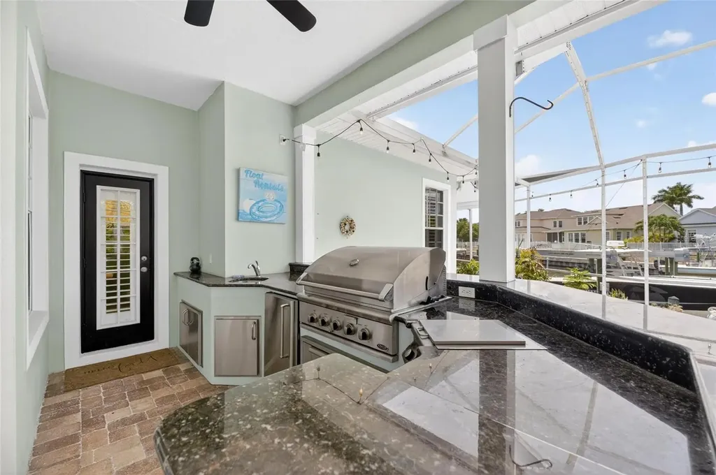 508 Islebay Drive Apollo Beach FL 33572