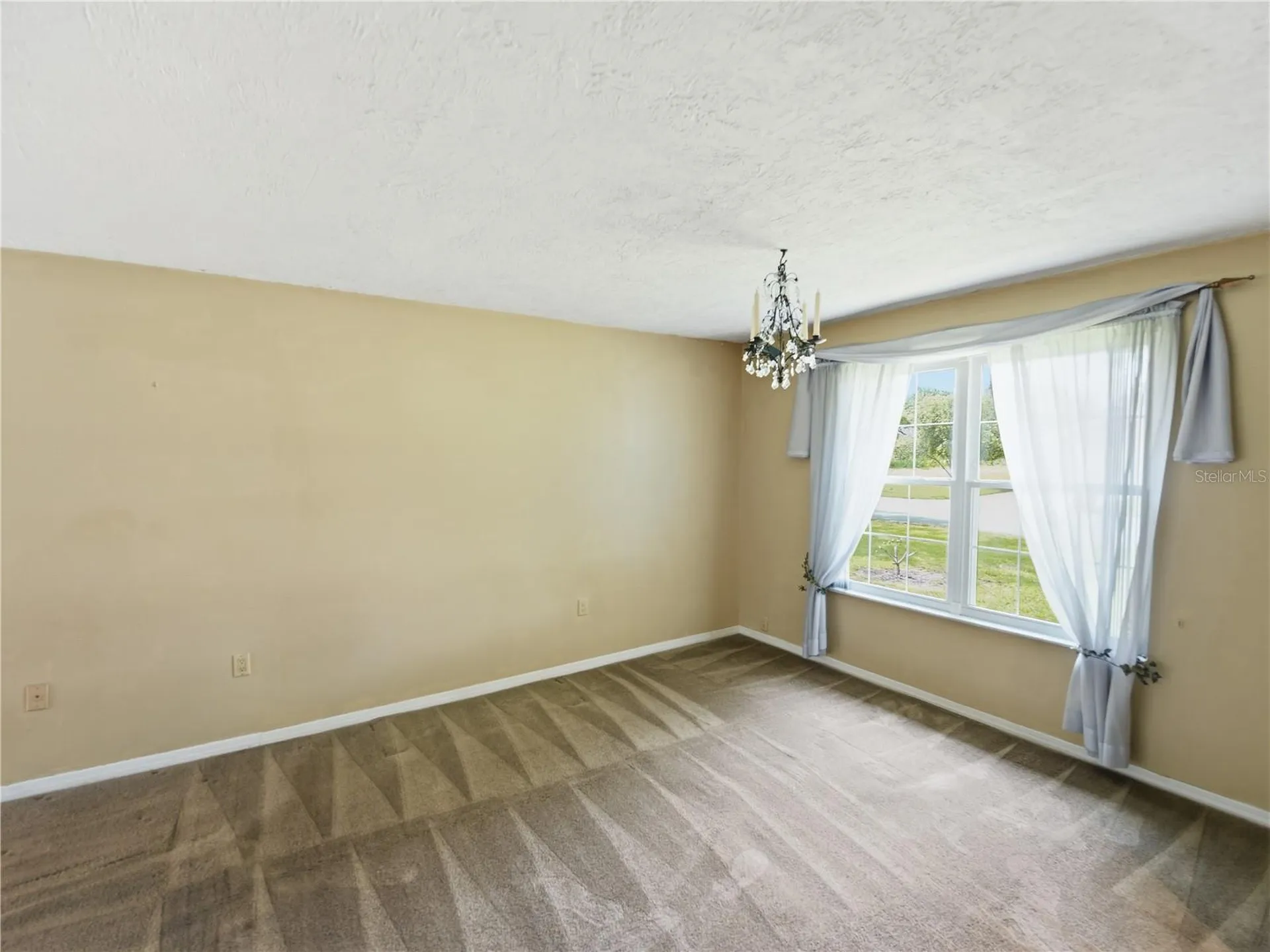 2685 Robin Avenue Kissimmee FL 34744