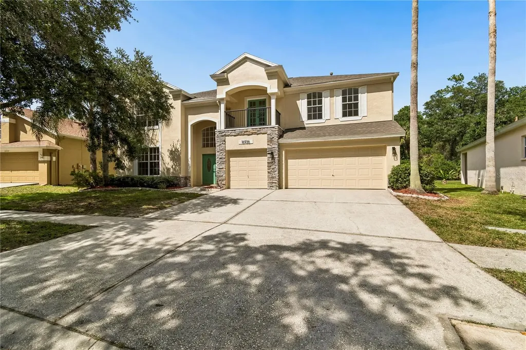 16936 Falconridge Road Lithia FL 33547