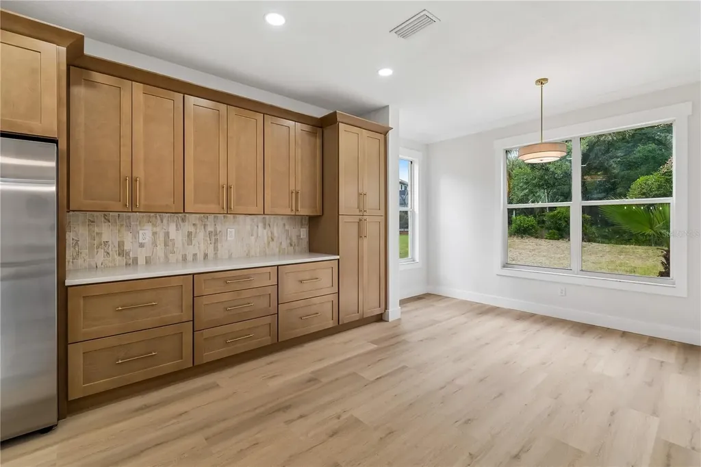16936 Falconridge Road Lithia FL 33547