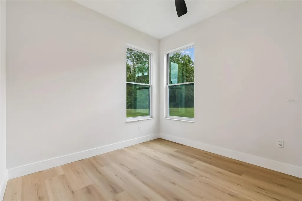 16936 Falconridge Road Lithia FL 33547