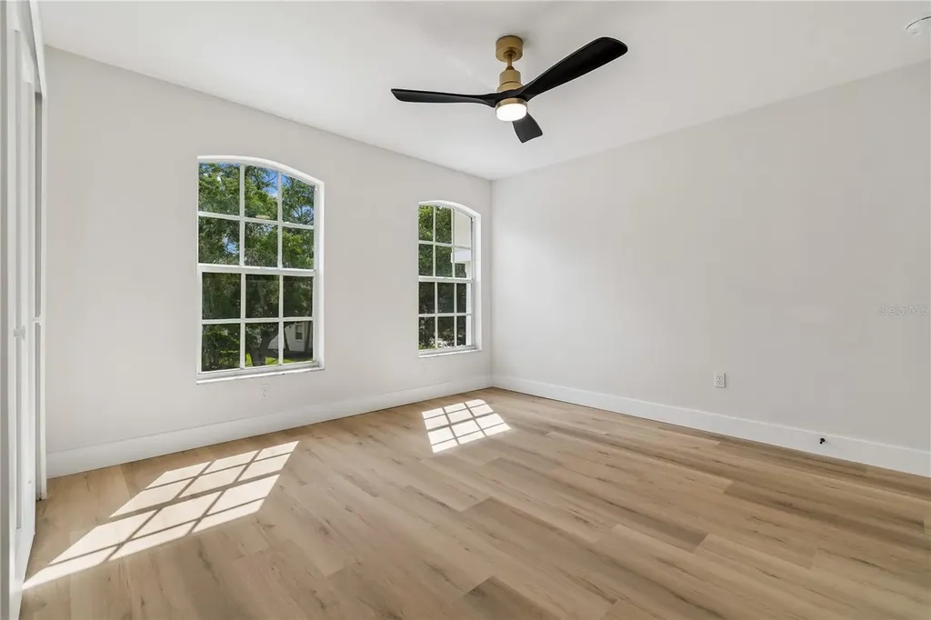 16936 Falconridge Road Lithia FL 33547