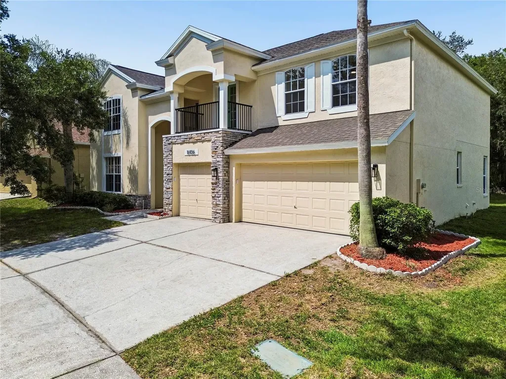 16936 Falconridge Road Lithia FL 33547