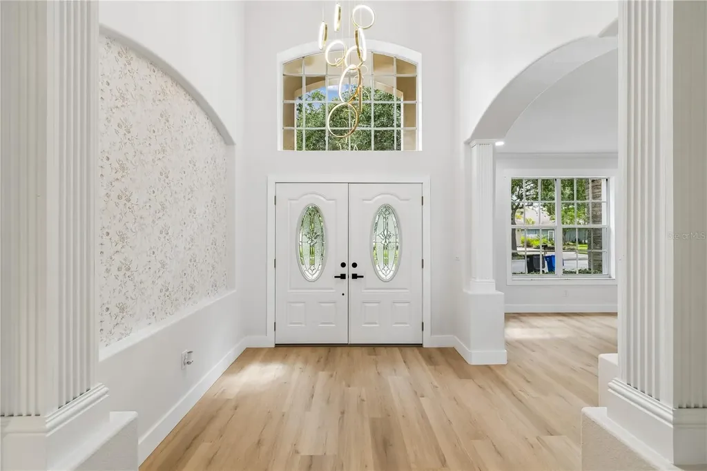 16936 Falconridge Road Lithia FL 33547
