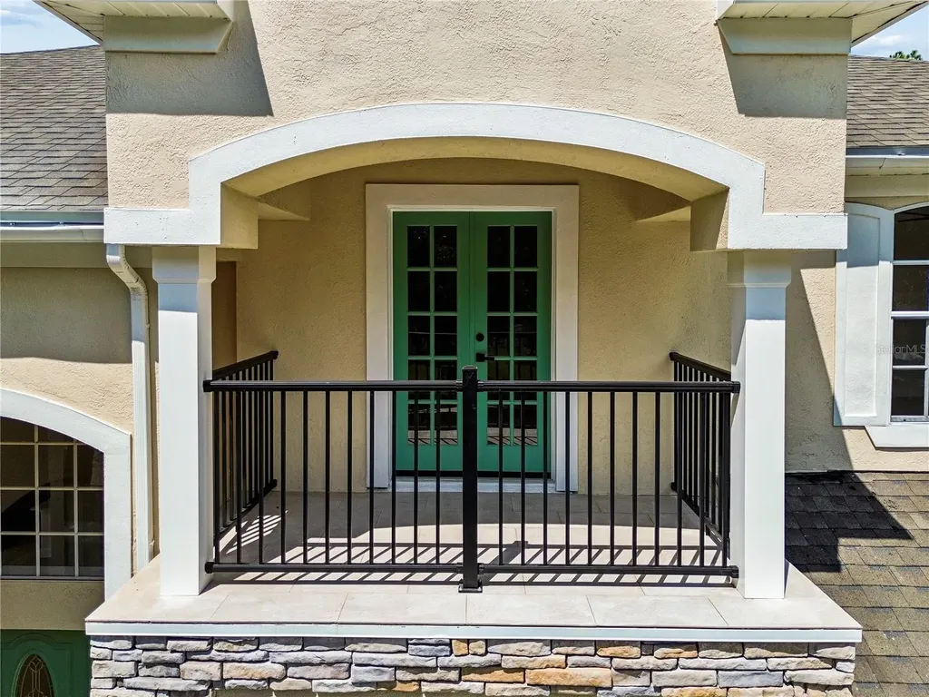 16936 Falconridge Road Lithia FL 33547