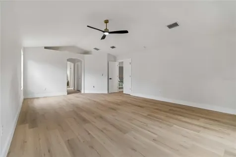 16936 Falconridge Road Lithia FL 33547