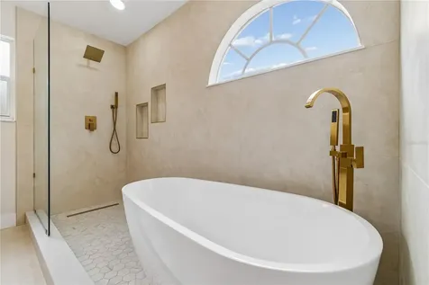 16936 Falconridge Road Lithia FL 33547