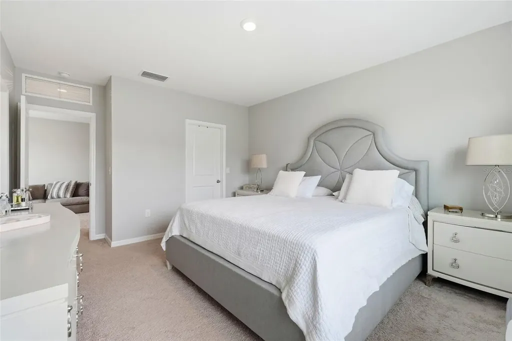 6537 Serenity Fall Lane Sarasota FL 34240