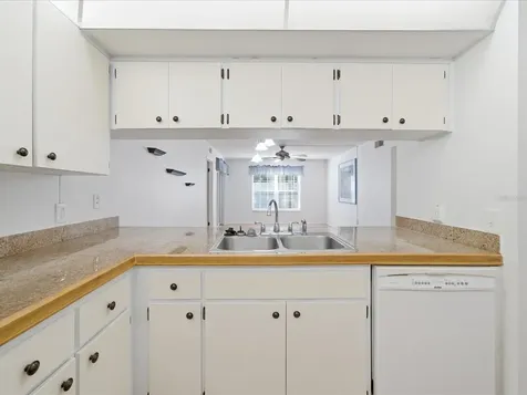 12130 Spartan Way Hudson FL 34667