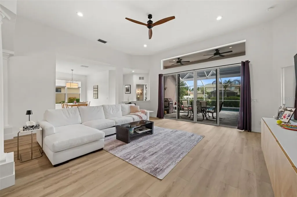 1595 Pinyon Pine Drive Sarasota FL 34240