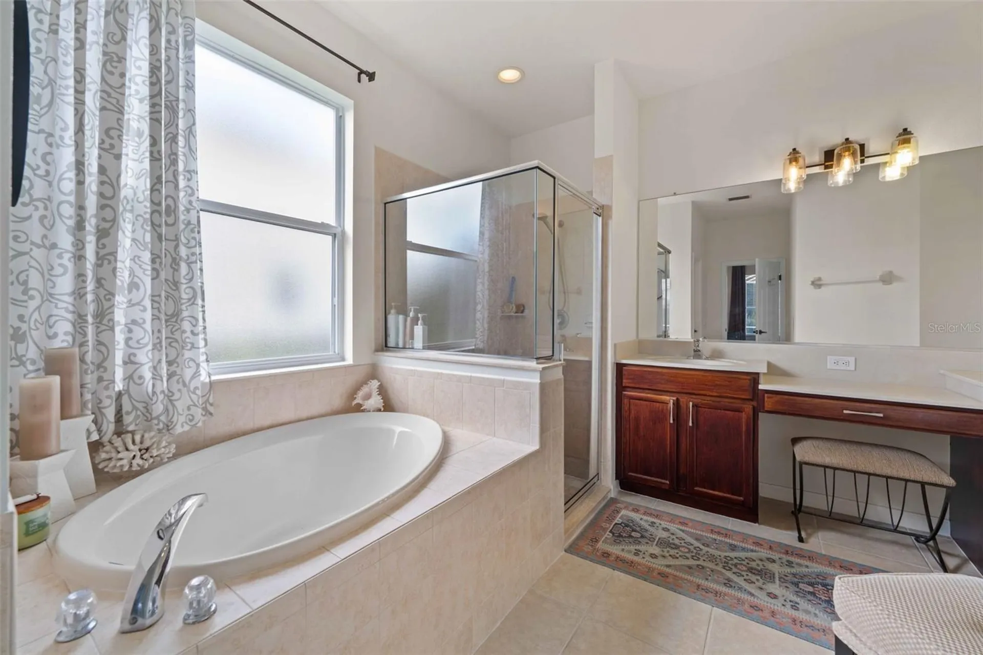 1595 Pinyon Pine Drive Sarasota FL 34240