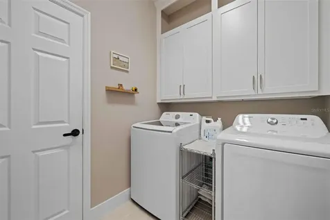 1595 Pinyon Pine Drive Sarasota FL 34240