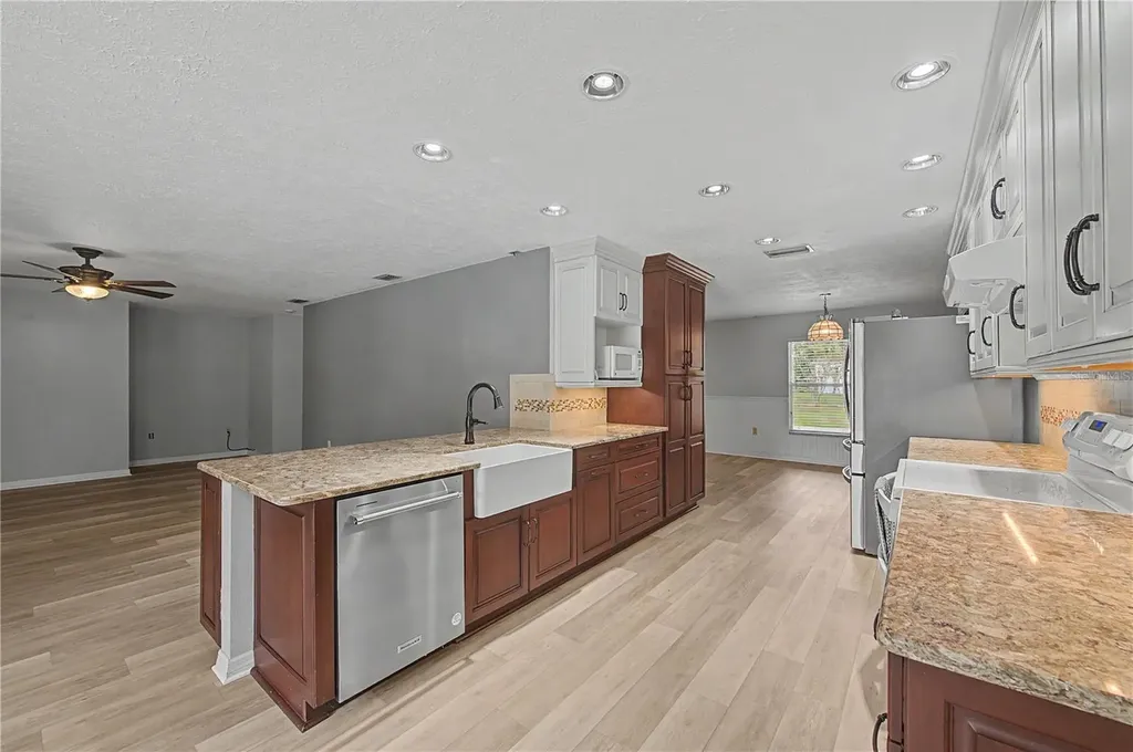 5242 County Line Road Lakeland FL 33811