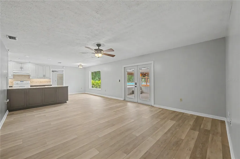 5242 County Line Road Lakeland FL 33811