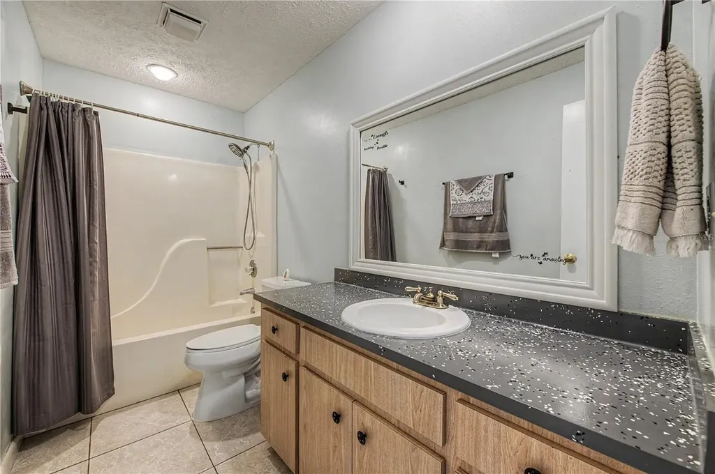 5242 County Line Road Lakeland FL 33811